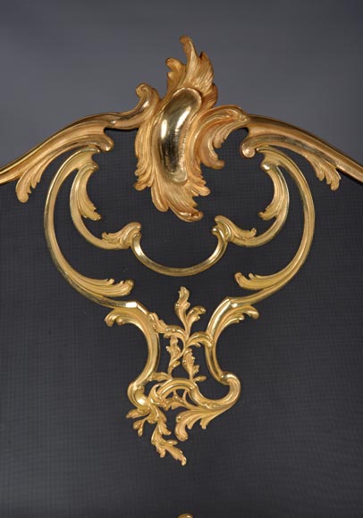BOUHON Frères (attr. to), Gilt bronze firescreen adorned with espagnolettes, late 19th century-2