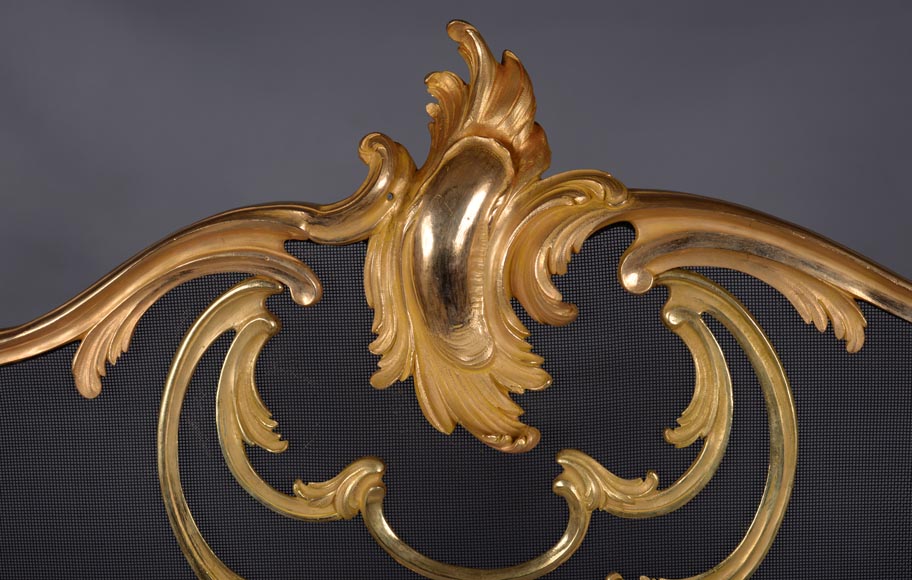 BOUHON Frères (attr. to), Gilt bronze firescreen adorned with espagnolettes, late 19th century-2