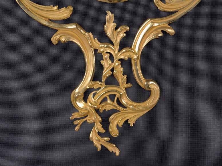 BOUHON Frères (attr. to), Gilt bronze firescreen adorned with espagnolettes, late 19th century-3