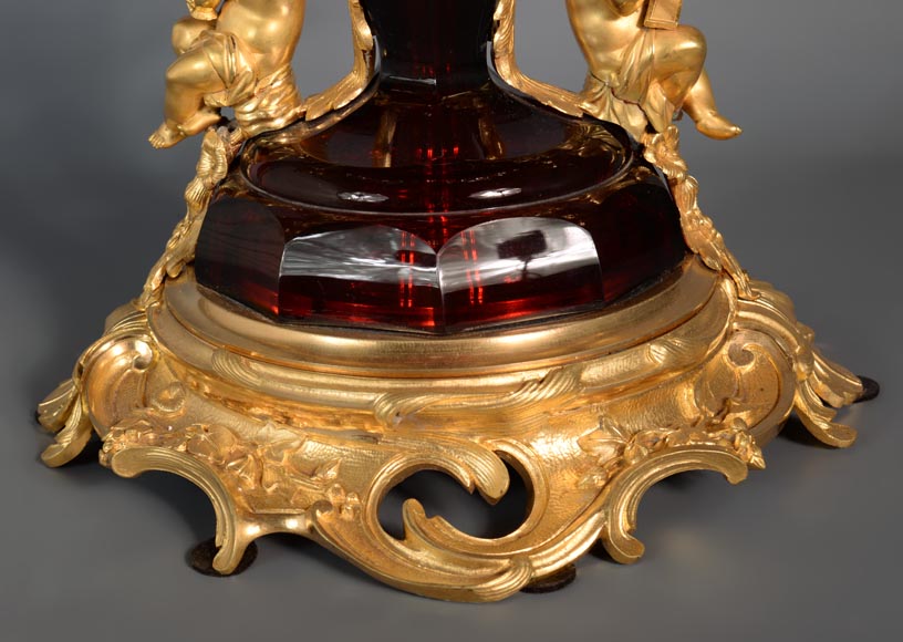 CRISTALLERIE DE CLICHY (attributed to)Large ruby crystal coupe, mounted in gilt bronze, circa 1878-7