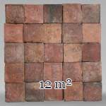 Set of around 19 m² of terracotta floor tiles in square shape