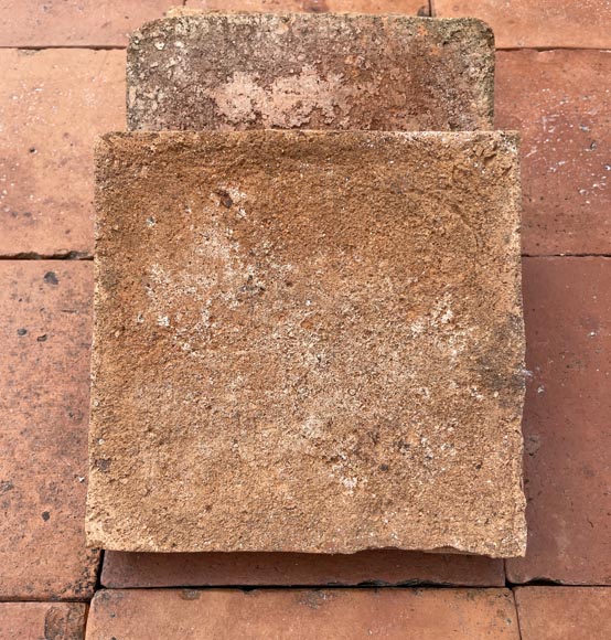 Batch of around 12 m² of terracotta floor tiles in square shape-2