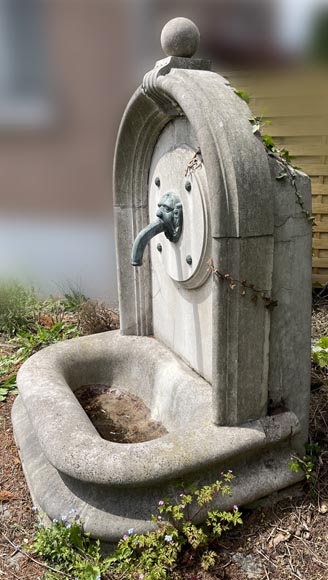 Small exterior fountain in marble stone, late 19th century-2