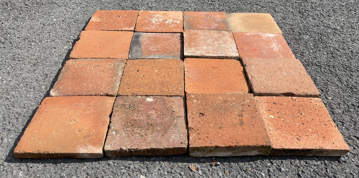 Set of around 8 m² of terracotta floor tiles in square shape-1
