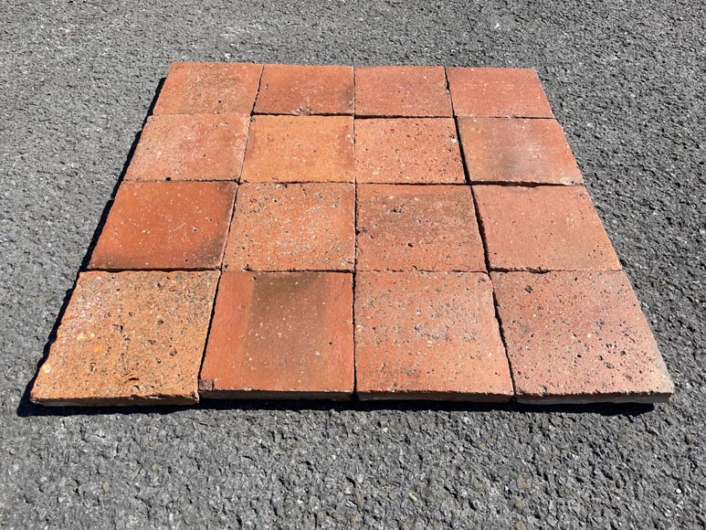 Set of 15 m² of terracotta floor tiles in square shape-1