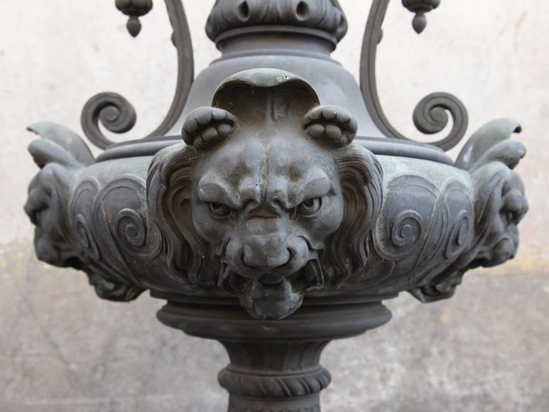 Pair of Renaissance style vases in patinated bronze from the Mouchy-le-Châtel castle,  second half of the 19th century-5