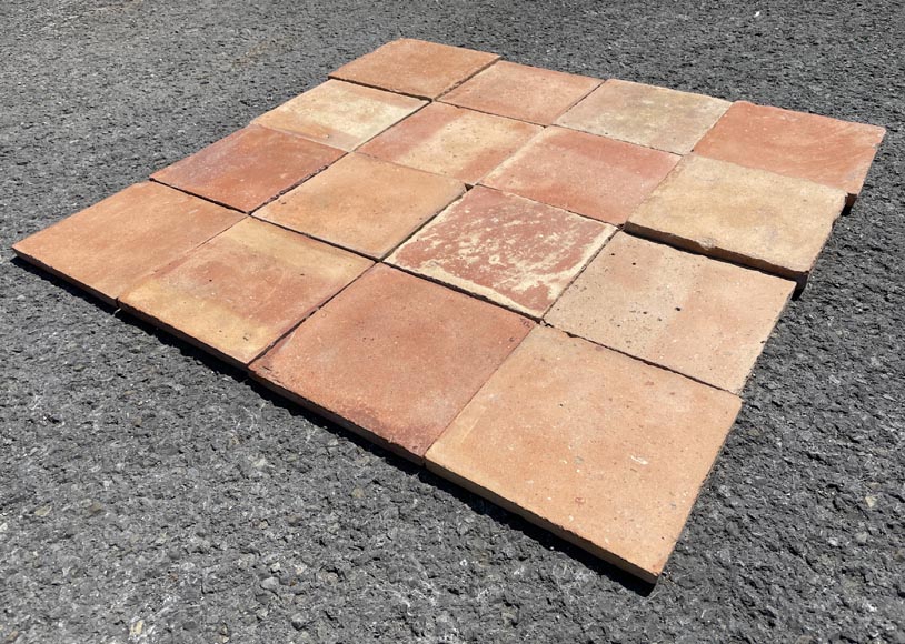Set of around 25 m² of terracotta floor tiles in square shape-1