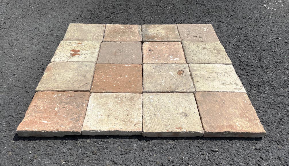 Set of around 12,5 m² of terracotta floor tiles-1