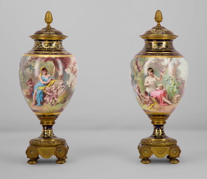 MANUFACTURE DE SÈVRES and Charles LABARRE (painter) - Pair of porcelain vases mounted in gilt bronze, circa 1890-0