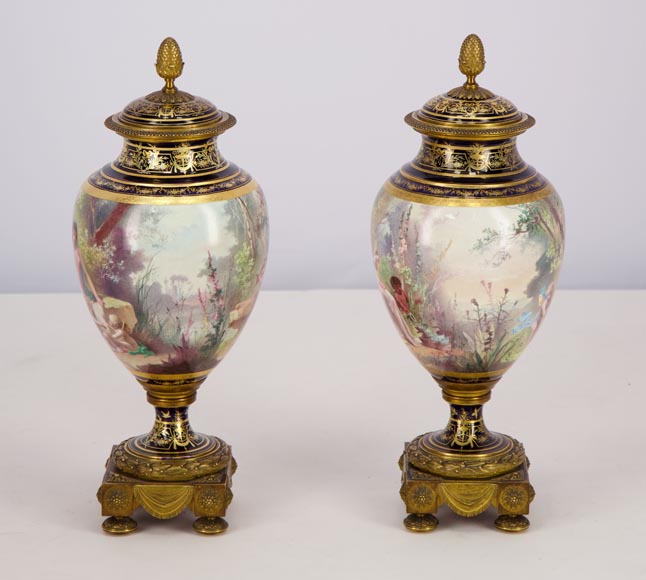 MANUFACTURE DE SÈVRES and Charles LABARRE (painter) - Pair of porcelain vases mounted in gilt bronze, circa 1890-10