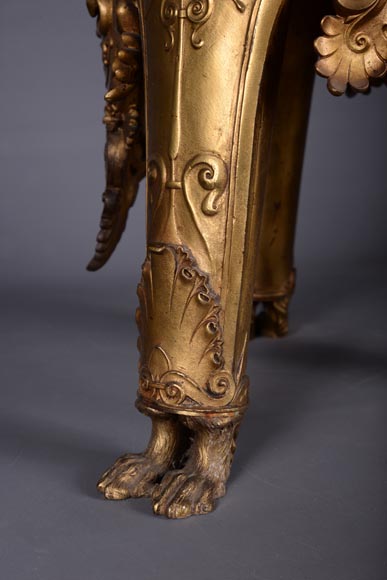 Constant Sevin (attr.to), Outstanding column in gilt bronze with mascaron decoration and Vert d'Estour marble slab, second half of the 19th century-5
