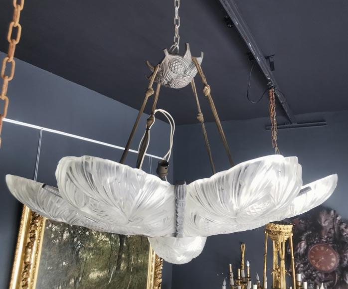 Marius SABINO (from), Art Deco pressed-moulded glass ceiling light with pine cones-3