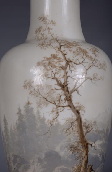 Manufacture de Sèvres et Paul LANGLOIS, Important vase in opaline glass with a mountains landscape decoration, end of the 19th century-3