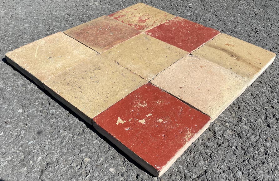 Set of around 15 m² of terracotta floor tiles in square shape, 19th century-2
