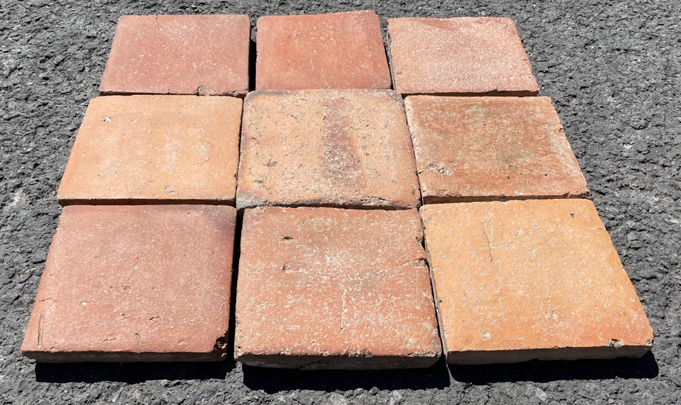 Batch of around 5 m² of terracotta floor tiles in square shape-1