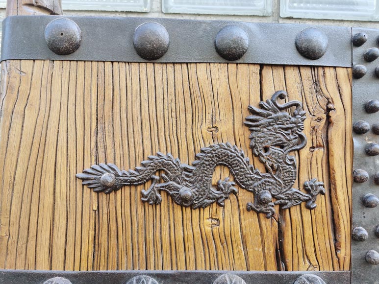 Chinese oak double door with dragons, circa 1950-2