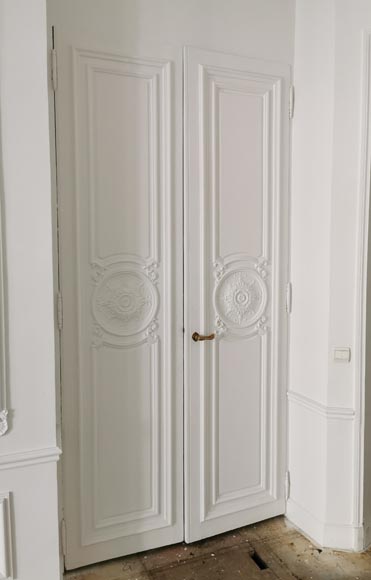 Pair of Régence style double dual-sided doors with roses-1