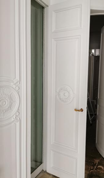 Pair of Régence style double dual-sided doors with roses-5