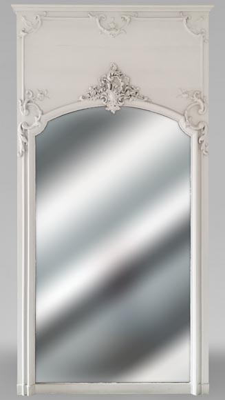 Regence style trumeau with shell decoration-0