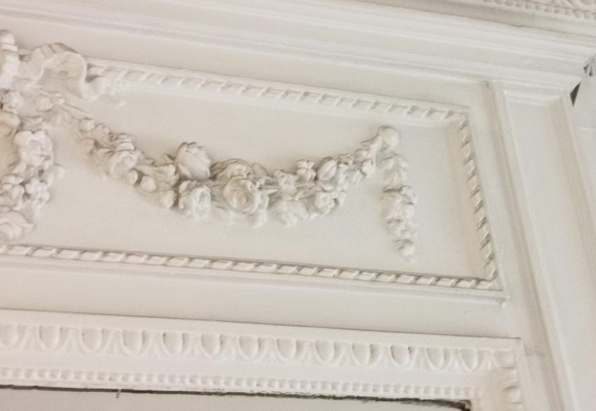 Small Louis XVI style trumeau with a crown roses-2