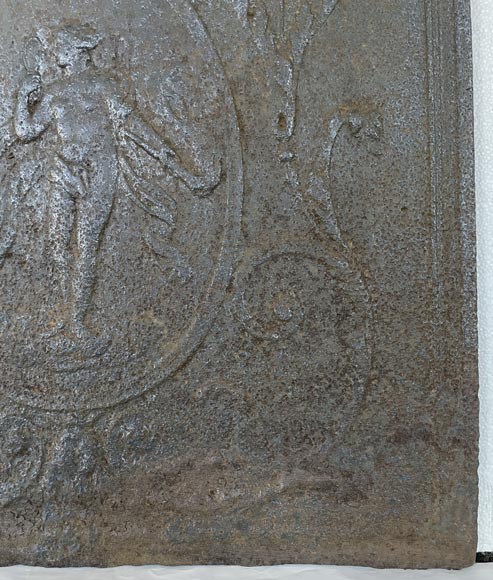 Cast iron fireback depicting Venus in a medallion-6