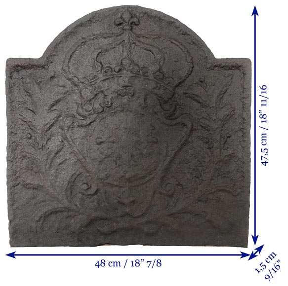 Cast iron fireback with the crowned arms of France-7