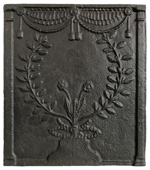 Small cast iron fireback, 19th century-0