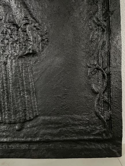 Cast iron fireback 