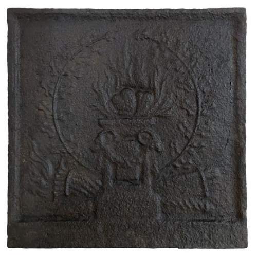 Small Louis XVI style fireback with an Allegory of Love