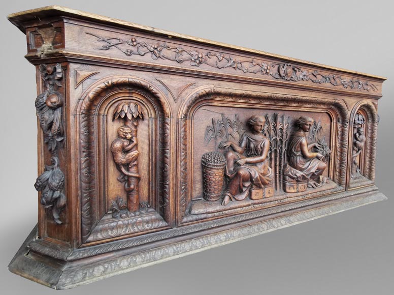 Exceptional oak shop counter with a decoration depicting coffee and cocoa trade, circa 1880-0