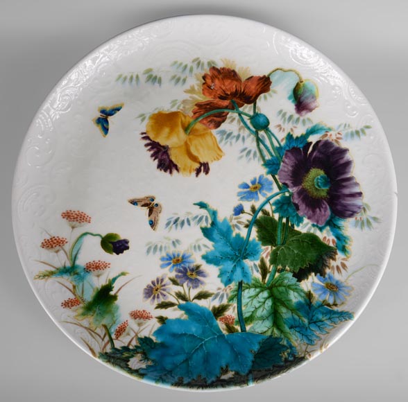 Théodore DECK, Round plate with flowers and butterflies decorations, circa 1880-1890-0