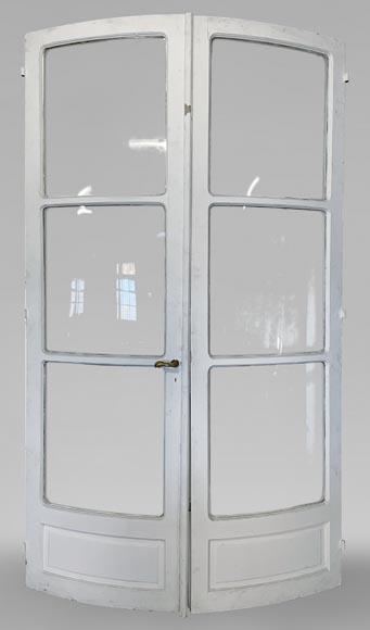 Curved double door in painted wood with panes-0