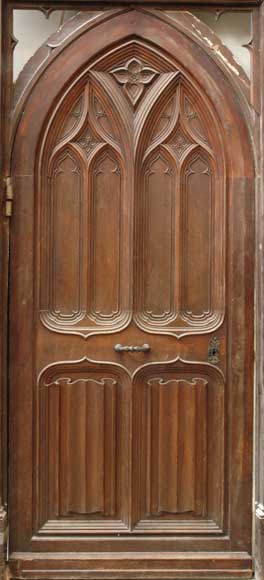 Neo-Gothic oak and walnut door -3