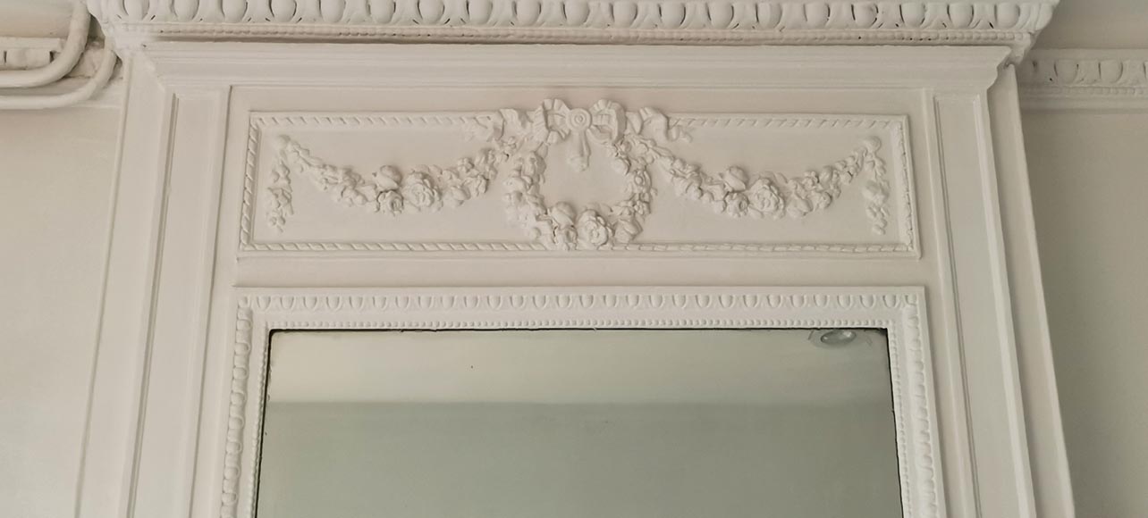 Small Louis XVI style trumeau with a roses crown-1
