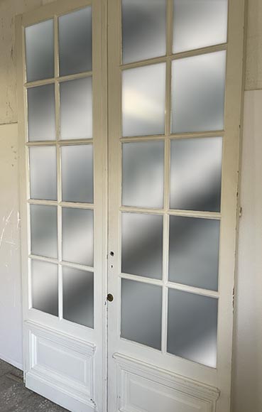 Double door in wood with mirror-2