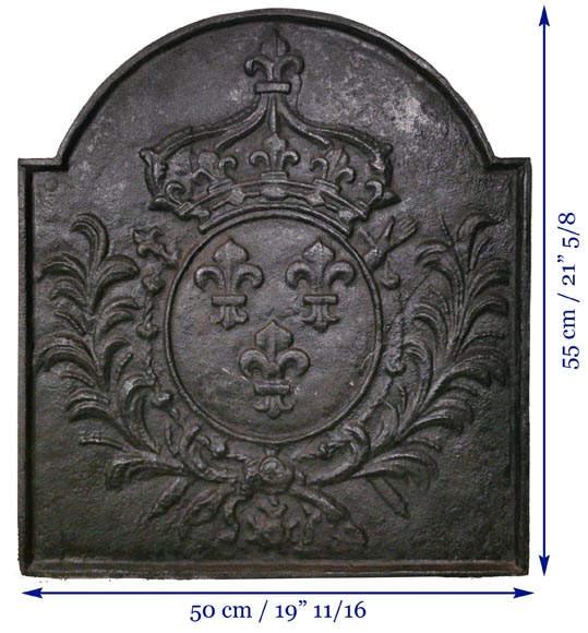 Small fireback with the French coat of arms-7
