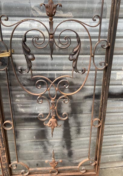 Double cast iron gate, late 19th century-5