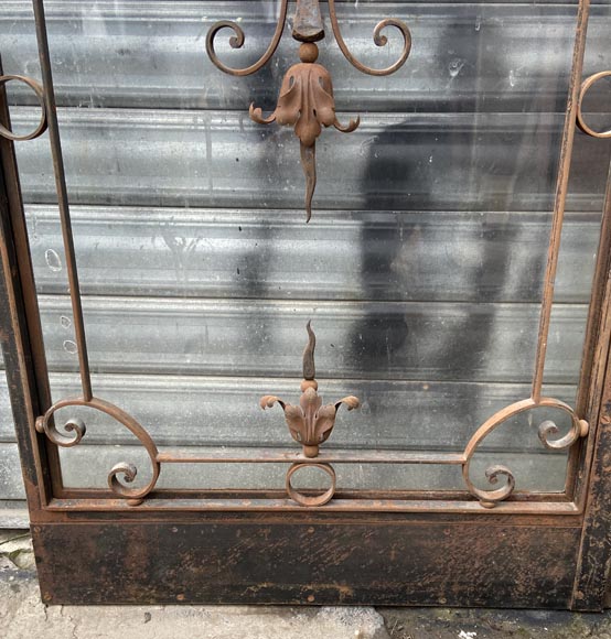 Double cast iron gate, late 19th century-10