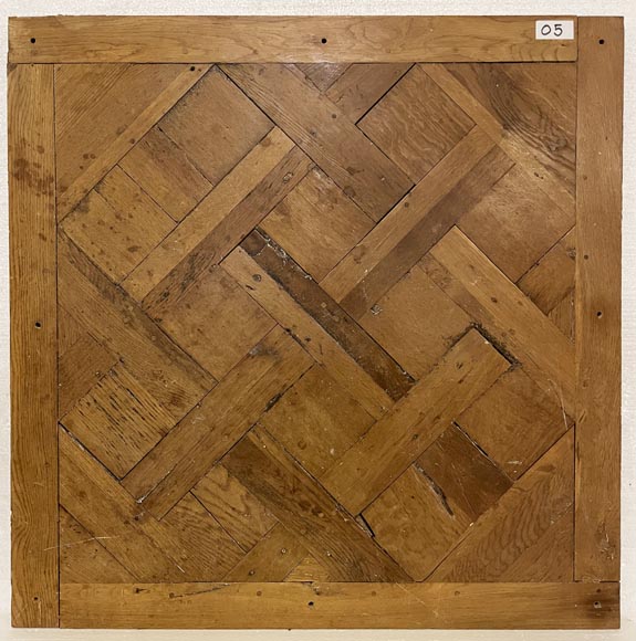 Lot of about 26 m² of 18th century Versailles oak parquet flooring-5