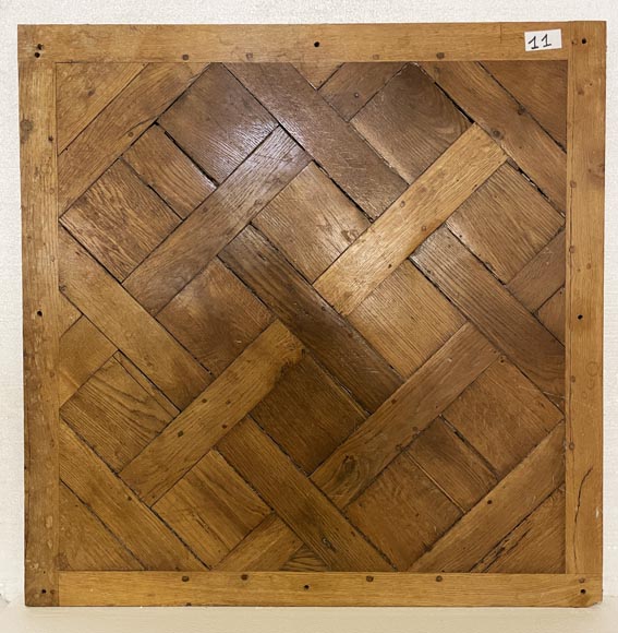 Lot of about 26 m² of 18th century Versailles oak parquet flooring-11