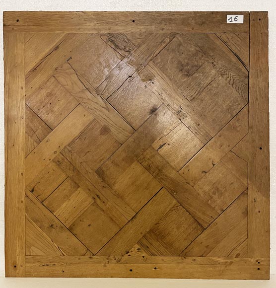 Lot of about 26 m² of 18th century Versailles oak parquet flooring-16