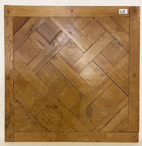 Lot of about 26 m² of 18th century Versailles oak parquet flooring-18