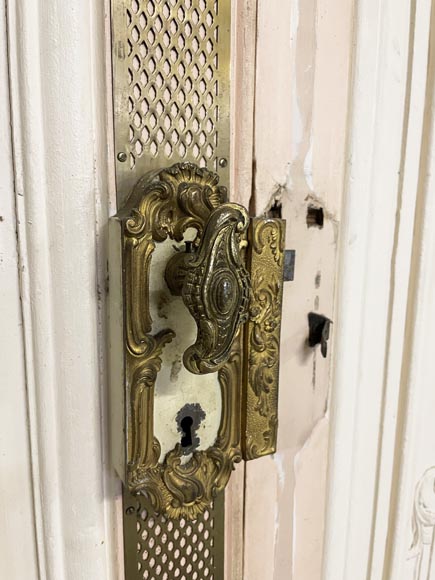 Beautiful sculpted wood double door with a monogram-7