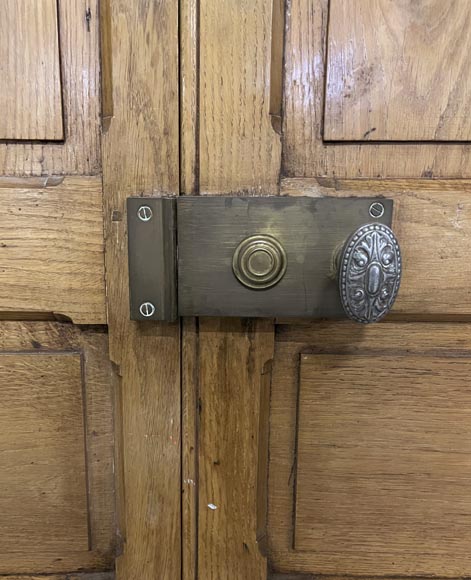 Pair of double oak doors with an Oriental inspiration-12