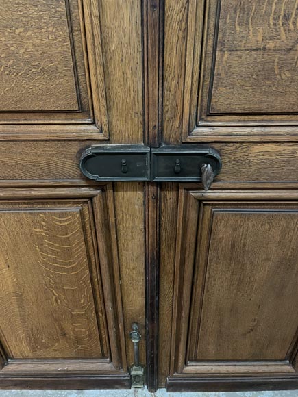 Pair of two large doors in oak with panel decoration-9