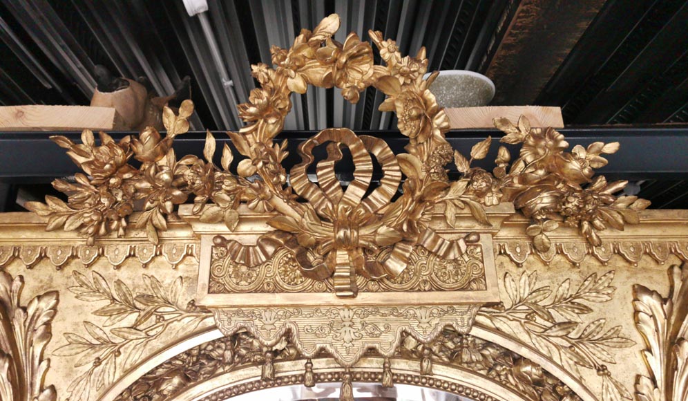 Important Napoleon III trumeau with a rich decoration composed of putti-1
