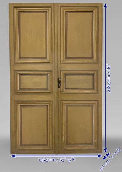 Double paneled door in wood-7