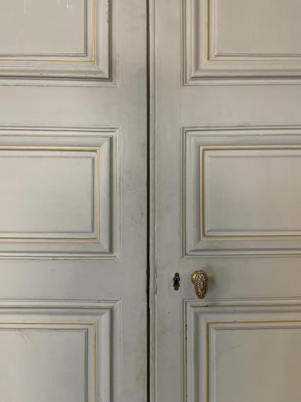Batch of three double doors in painted wood-16