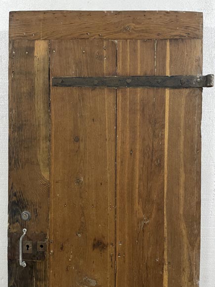 Antique oak simple door with metal hinge-1