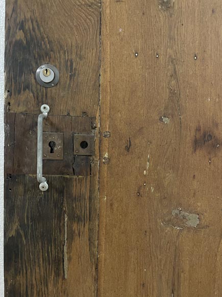 Antique oak simple door with metal hinge-2